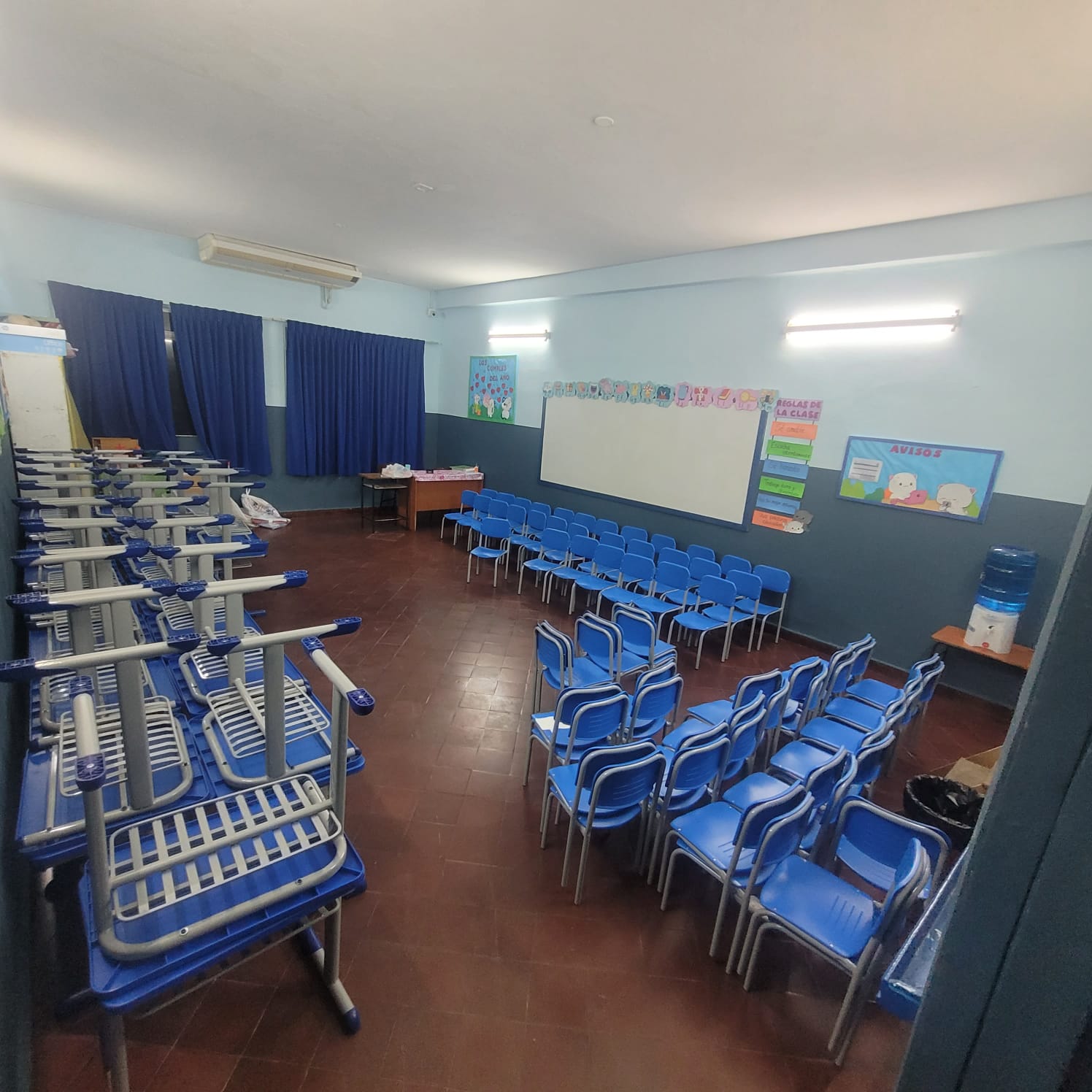 mesas y sillas escolares paraguay